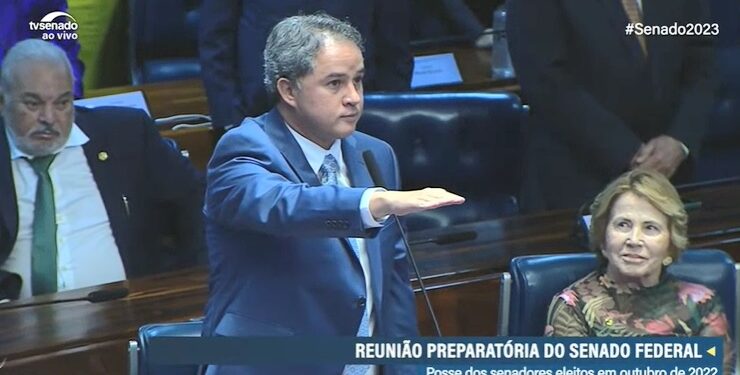 efraim filho toma posse no senado federal