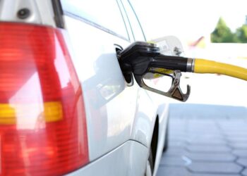 combustivel gasolina abastecimento foto pixabay
