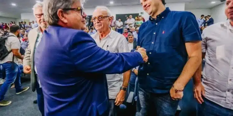 leo bezerra e joao azevedo 800x533 (1)