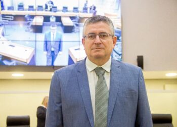 fad8ecf0 66f5 4899 aefe 03d414282cdd